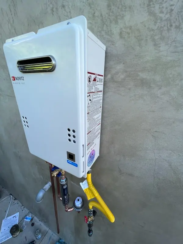 Tankless water heater installation for Broening homes